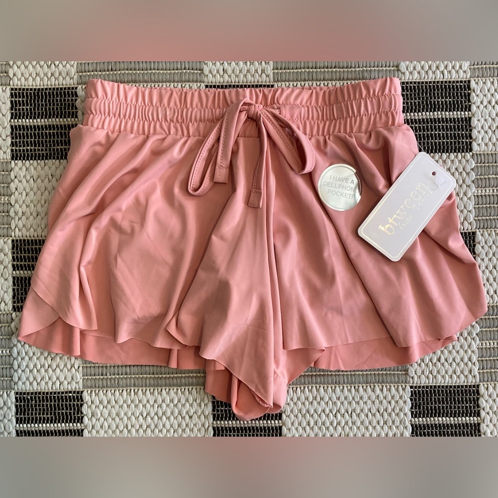 Btween Shorts Juniors 10 NWT